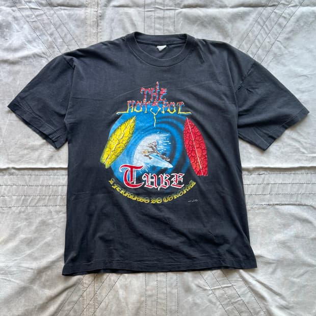 80-90s Surfing Print T shirt