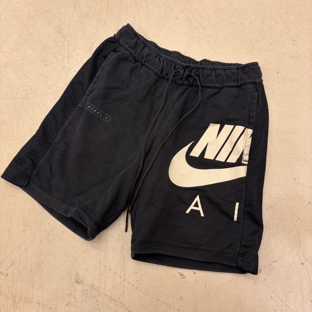 나이키 에어 빅로고 메쉬 반바지
