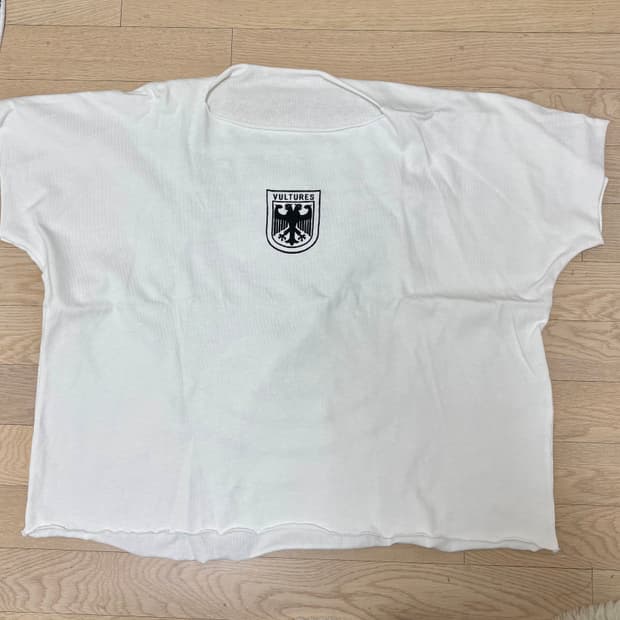 이지 Yeezy 벌처스 티셔츠 (white)