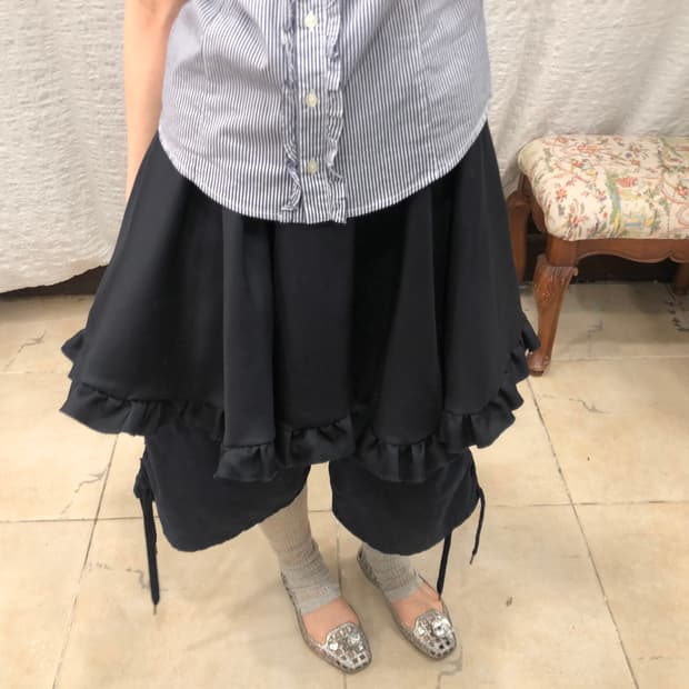 Deep navy frill skirt