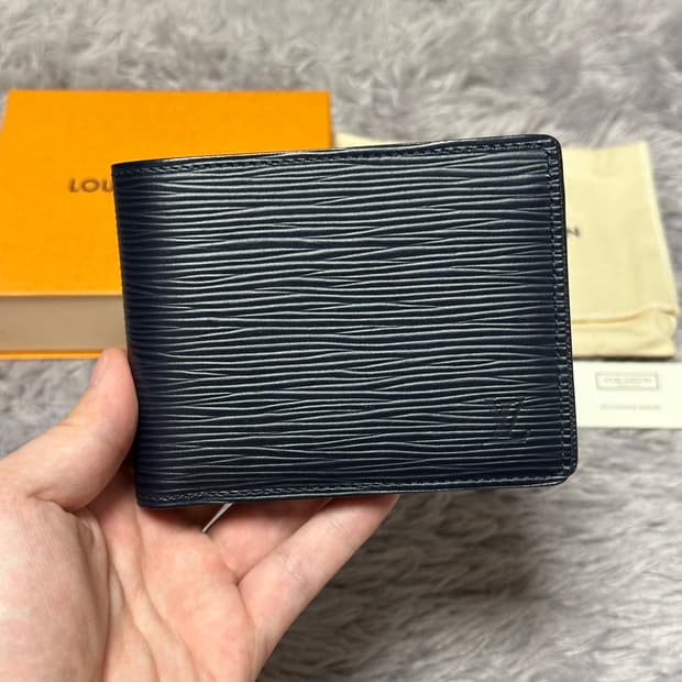 [풀구성] 루이비통 에삐 멀티플 월릿 반지갑 네이비