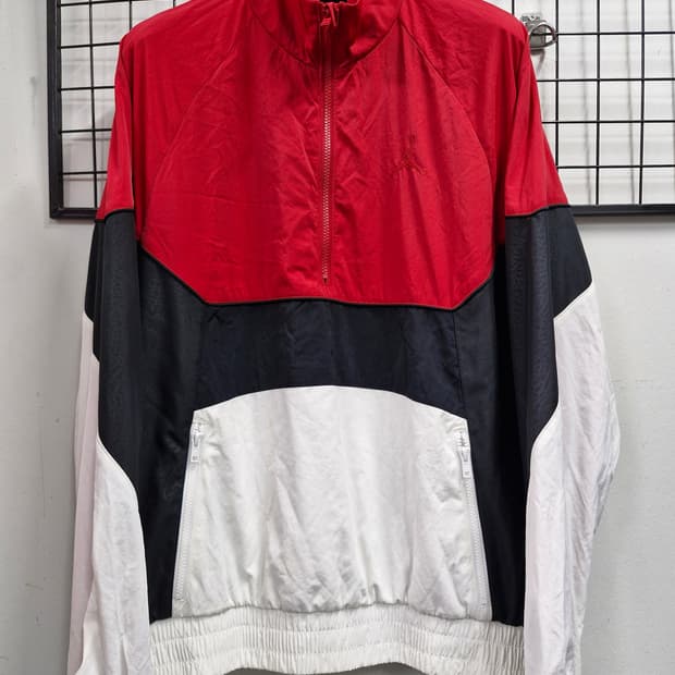 100L 나이키 조던 기능성 아노락 자켓.