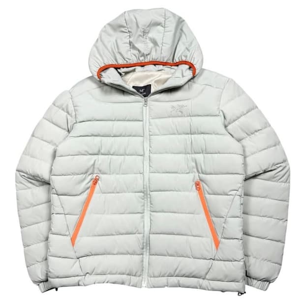 아크테릭스 경량 패딩