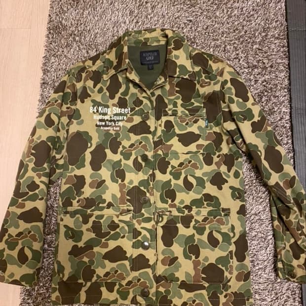 아카풀코 골드 덕 카모 자켓 판매해요