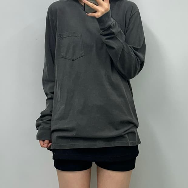 스투시 카모 차콜 롱슬리브 긴팔티