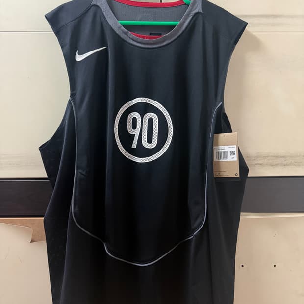 나이키 토탈90 슬리브리스 탑