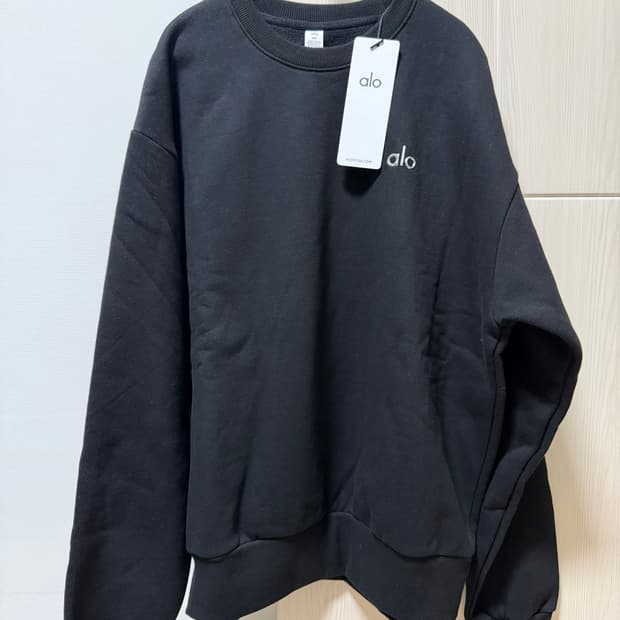 ALO 알로 아콜레이드 크루넥 맨투맨 블랙 M 새상품