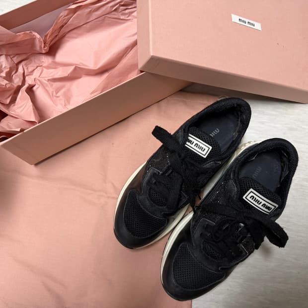[정품] 미우미우 글리터 스니커즈 245