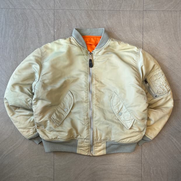 90년대 생산 알파인더스트리 라이트그레이 양면 ma-1 자켓