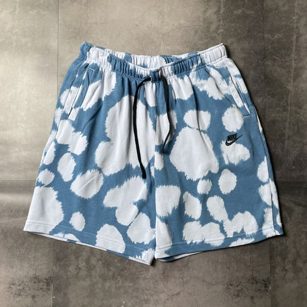 NIKE 나이키 블루 타이다이 스웨트 하프팬츠 A01244