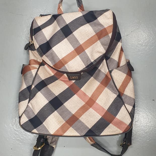 닥스 체크 백팩