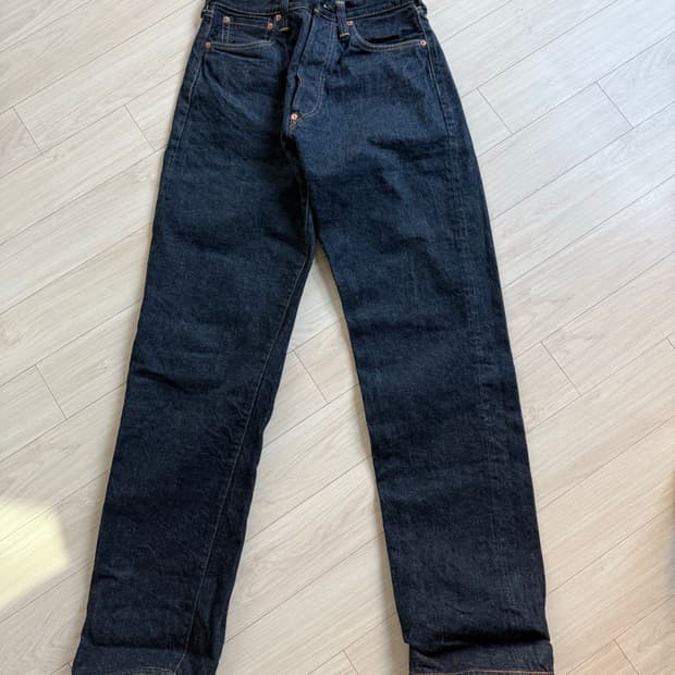 에비스(Evisu) 셀비지 데님 진 - 도쿄 하라주쿠 매장판