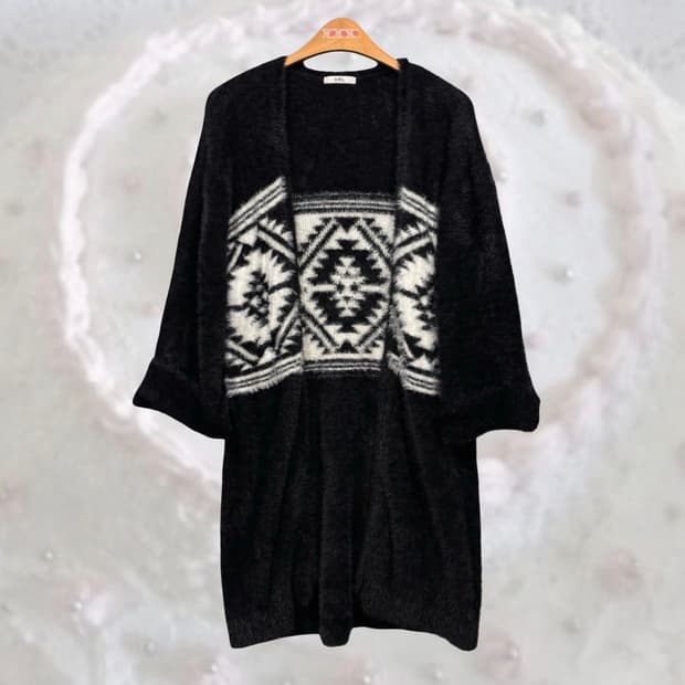 GRL 일본 빈티지 나바호 에스닉 블랙 퍼 롱 가디건