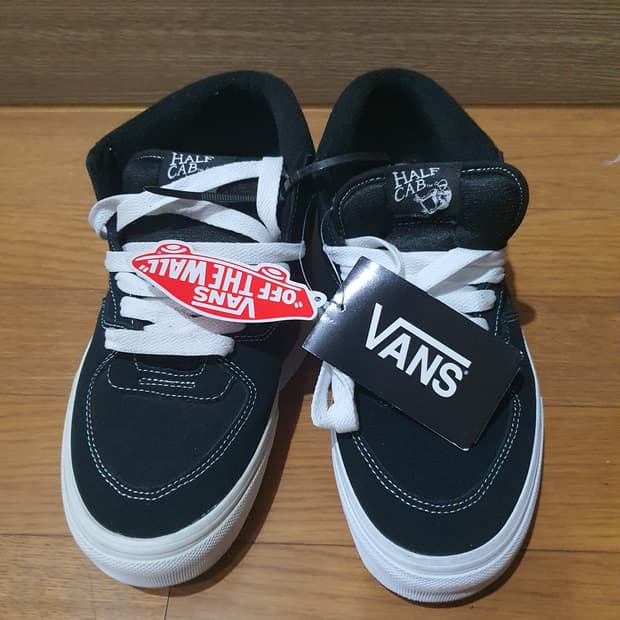 새상품 반스 스케이트 하프캡 260사이즈