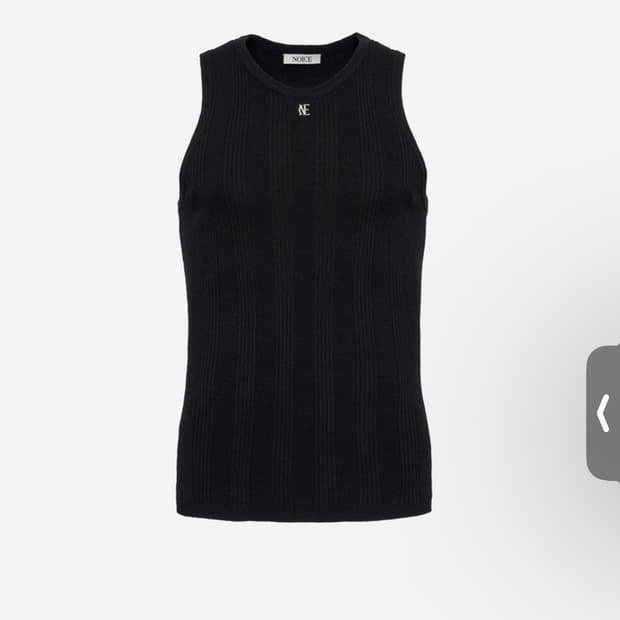 노이스 M 립 니트 슬리브 리스 팝니다 블랙&아이보리