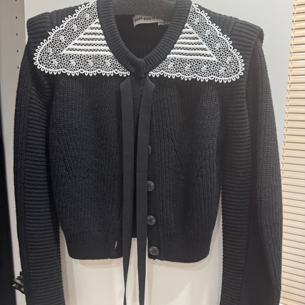 셀프포트레이트 가디건