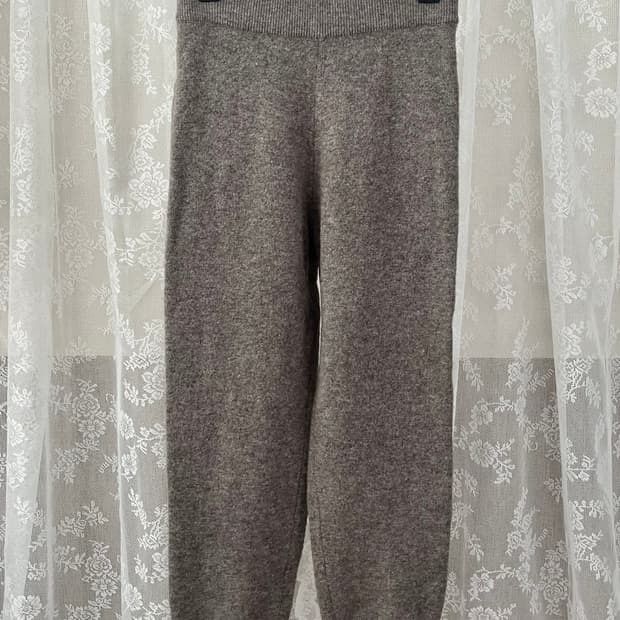 S) 비이커 니트 조거 팬츠 그레이