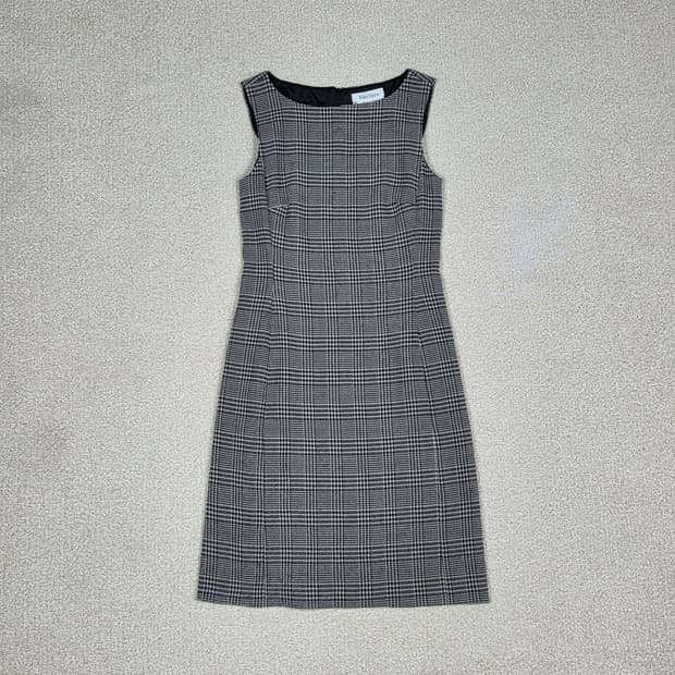 [막스마라] 메인라인 울 코튼 체크 슬리브리스 원피스 | S00034