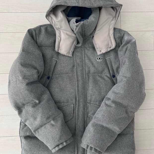 아디다스 헤링본 후드 다운 패딩 점퍼