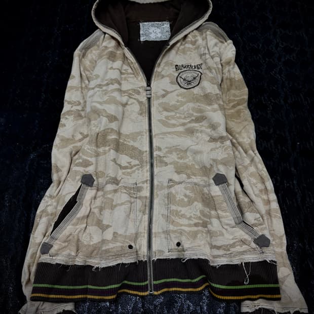 “QUIKSILVER” 00’s Grunge Mood Camo Hoodi