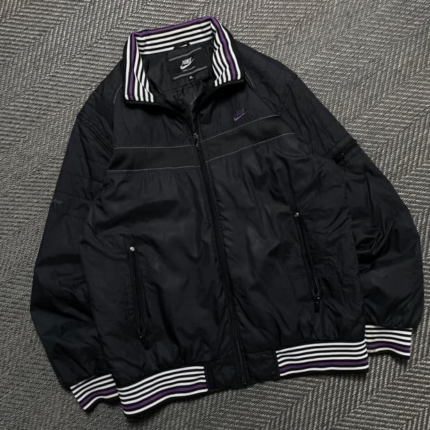 나이키 올드스쿨 자수로고 스트라이프 디테일 집업 점퍼y 5288
