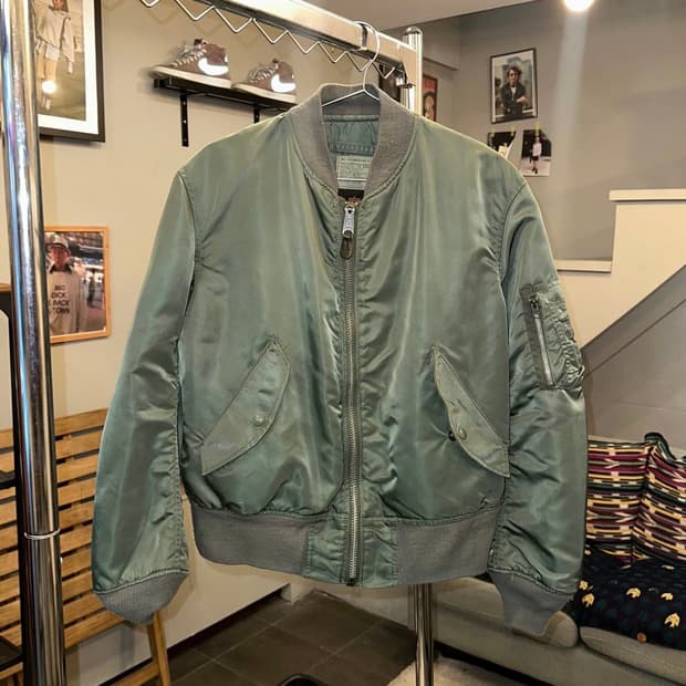 90s 알파인더스트리 봄버 카키