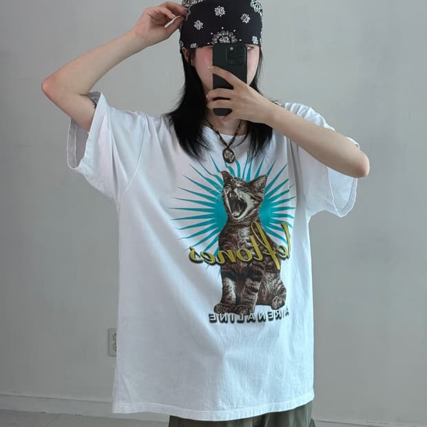 Yeah 캣 프린팅 락반팔티