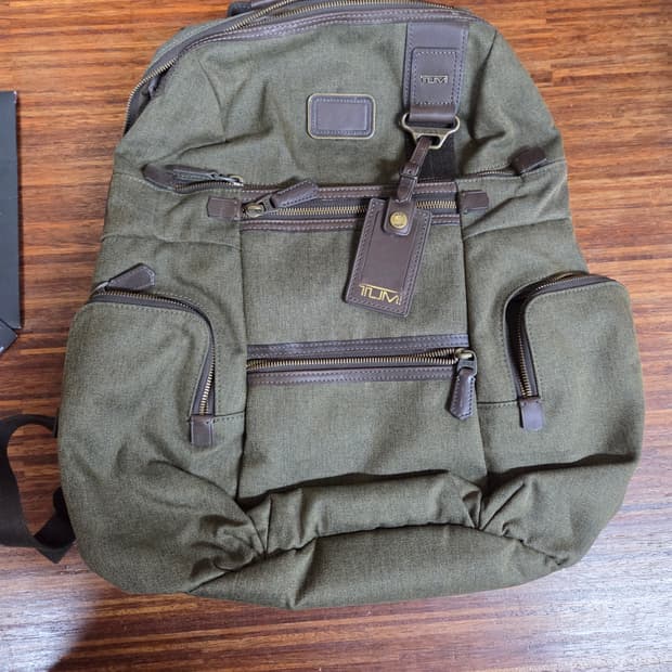 투미 비콘힐 그로브 백팩