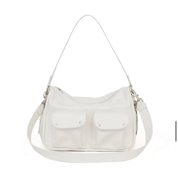 여밈 카메라백 크림