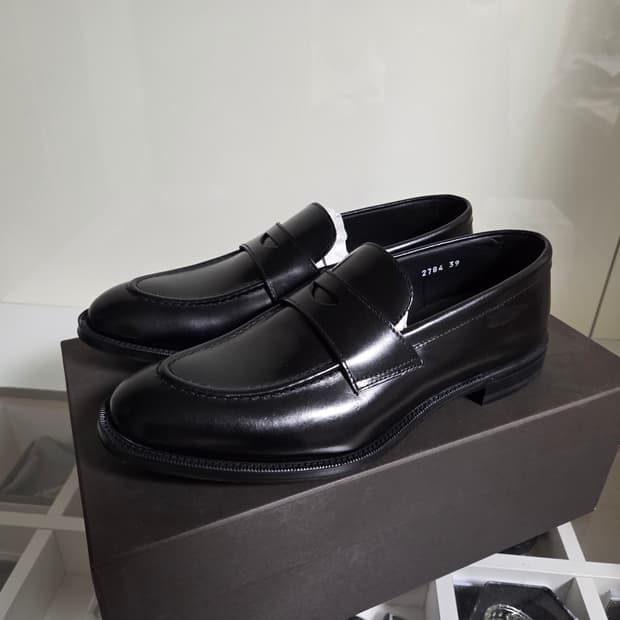 Doucal's 이태리 카프스킨 로퍼