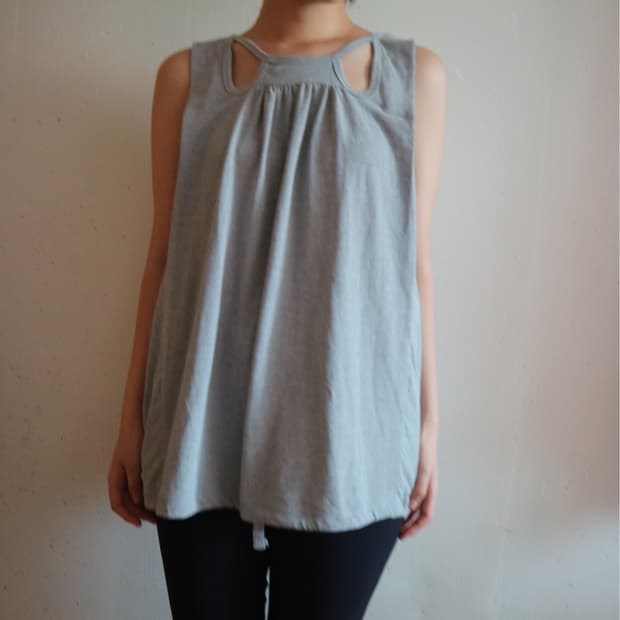 Issey Miyake Haat Sleeveless Ops