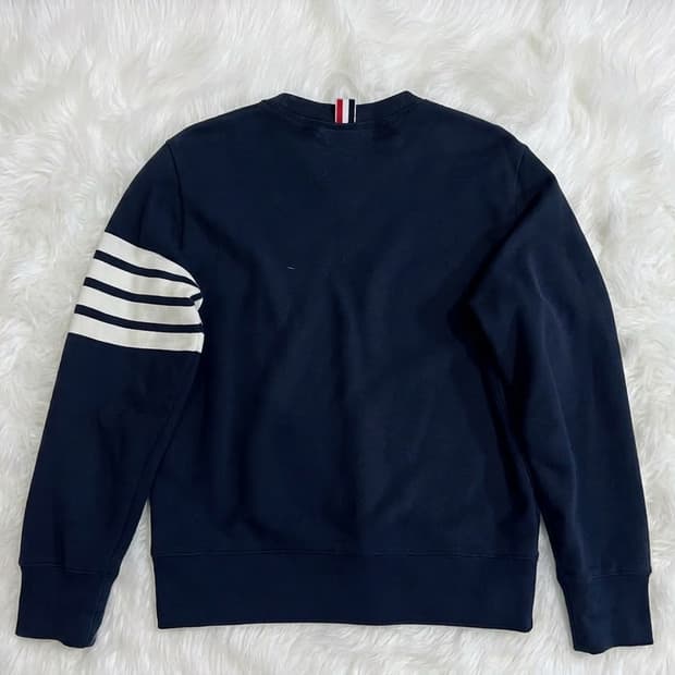 [3] 톰브라운 4선완장 맨투맨