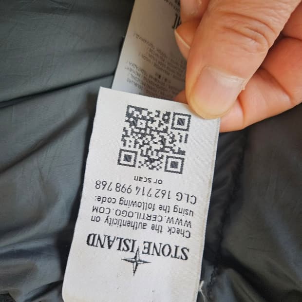 스톤아일랜드 패딩 점퍼