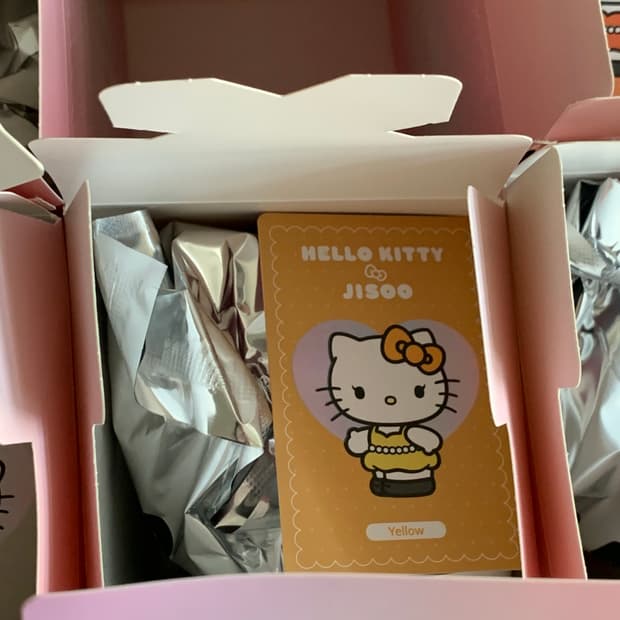 헬로키티 지수키링 옐로 비닐미개봉