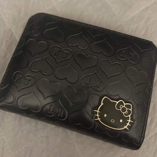 헬로키티 지갑