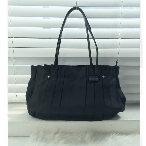 Yohji Yamamoto Ysaccs 플리츠 숄더백