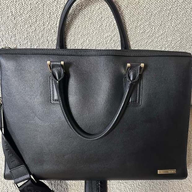 샘소나이트 레드 서류가방 팝니다