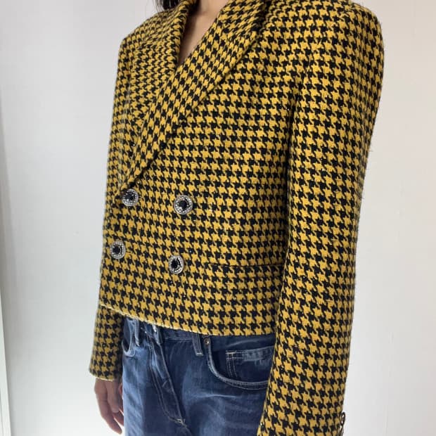 에고이스트 하운드 더블버튼 크롭자켓