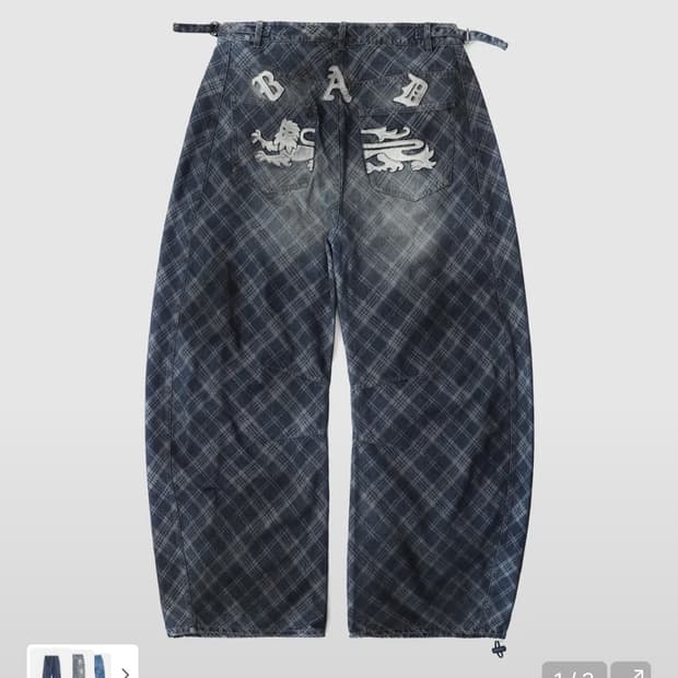 라이온 패치 워시드 배럴 팬츠 블루데님체크 구해요