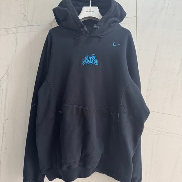 Nike × Off-White 콜라보 후드티