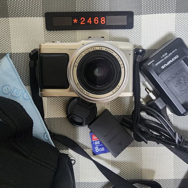 올림푸스 E-P2 디지털카메라 가방세트