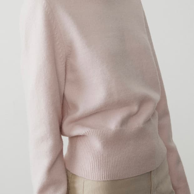 [던스트,품절상품] DUNST 핑거홀 소프트핑크 니트