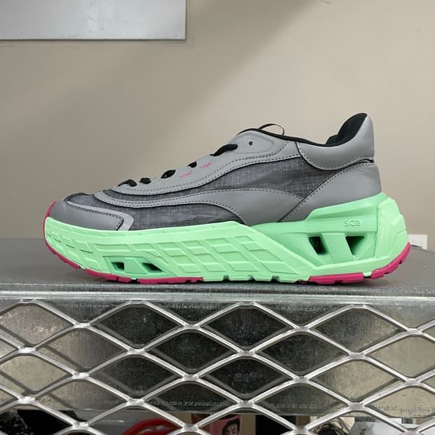 슈콤마보니 페브 러너 스니커즈 260 (gr-4218)