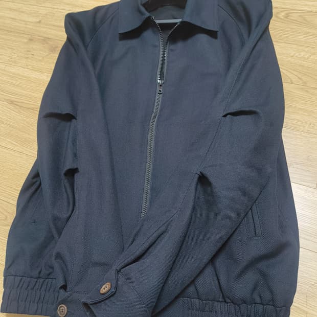 투빌더스하우스/샘플자켓/M