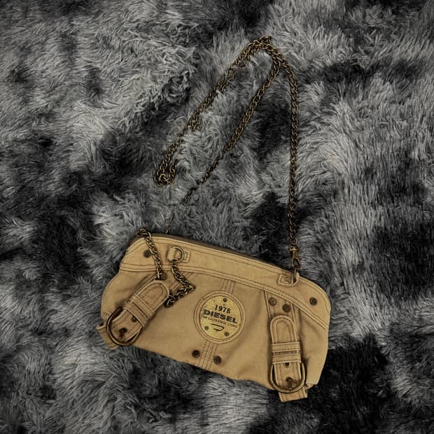 Diesel 아카이브 베이지 금장 크로스백