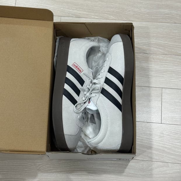 아디다스 단화 스니커즈 275 새상품