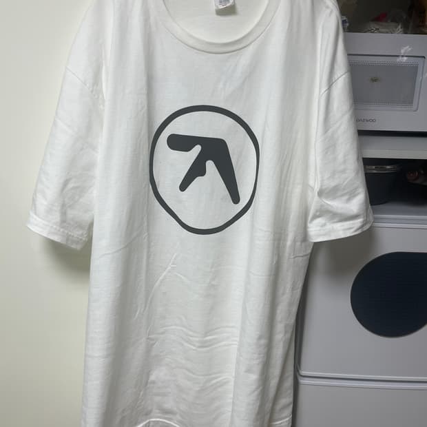슈프림 에이펙스 트윈 Aphex Twin 엠비언스 웍스 티셔츠