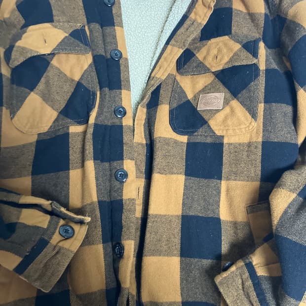 디키즈 체크 양털 자켓