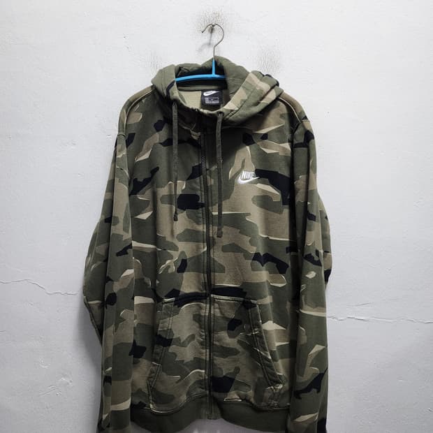 나이키 카모플라쥬 후드집업 