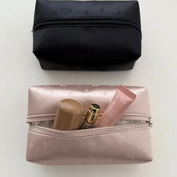 미개봉 새상품) 쓰리타임즈 자카드 파우치 블랙 + 스티커